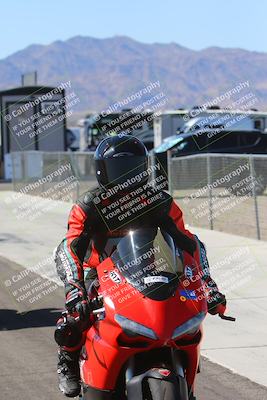 media/Mar-08-2025-TrackXperience (Sat) [[277b597a28]]/1-Around the Pits - Pre Grid/